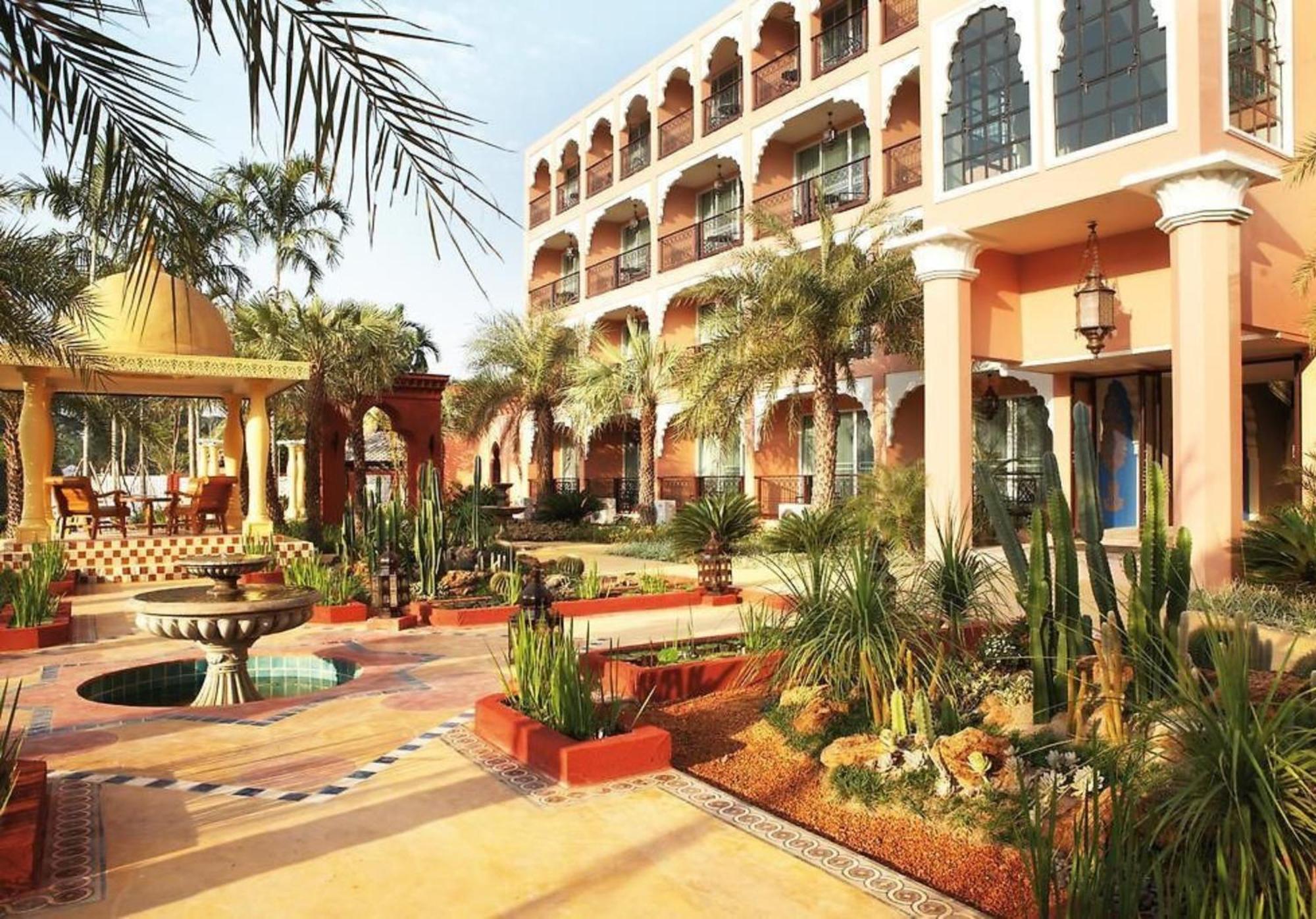 Sheik Istana Hotel Chiangmal — Photos 1